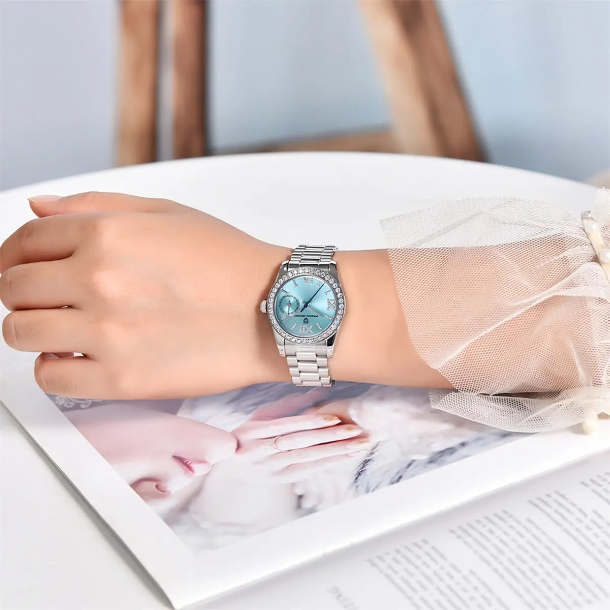 PAGANI DESIGN 32 mm Women's Quartz Watch, Sapphire Glass, Water Resistant
